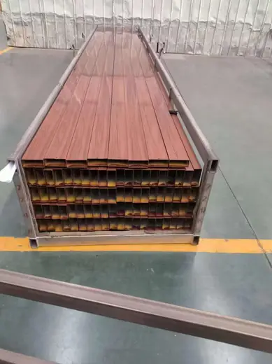 Fachada de aluminio ALUCOM — trabajo ejecutado (foto 4)
