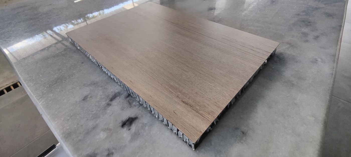 Panel Honeycomb · Gris